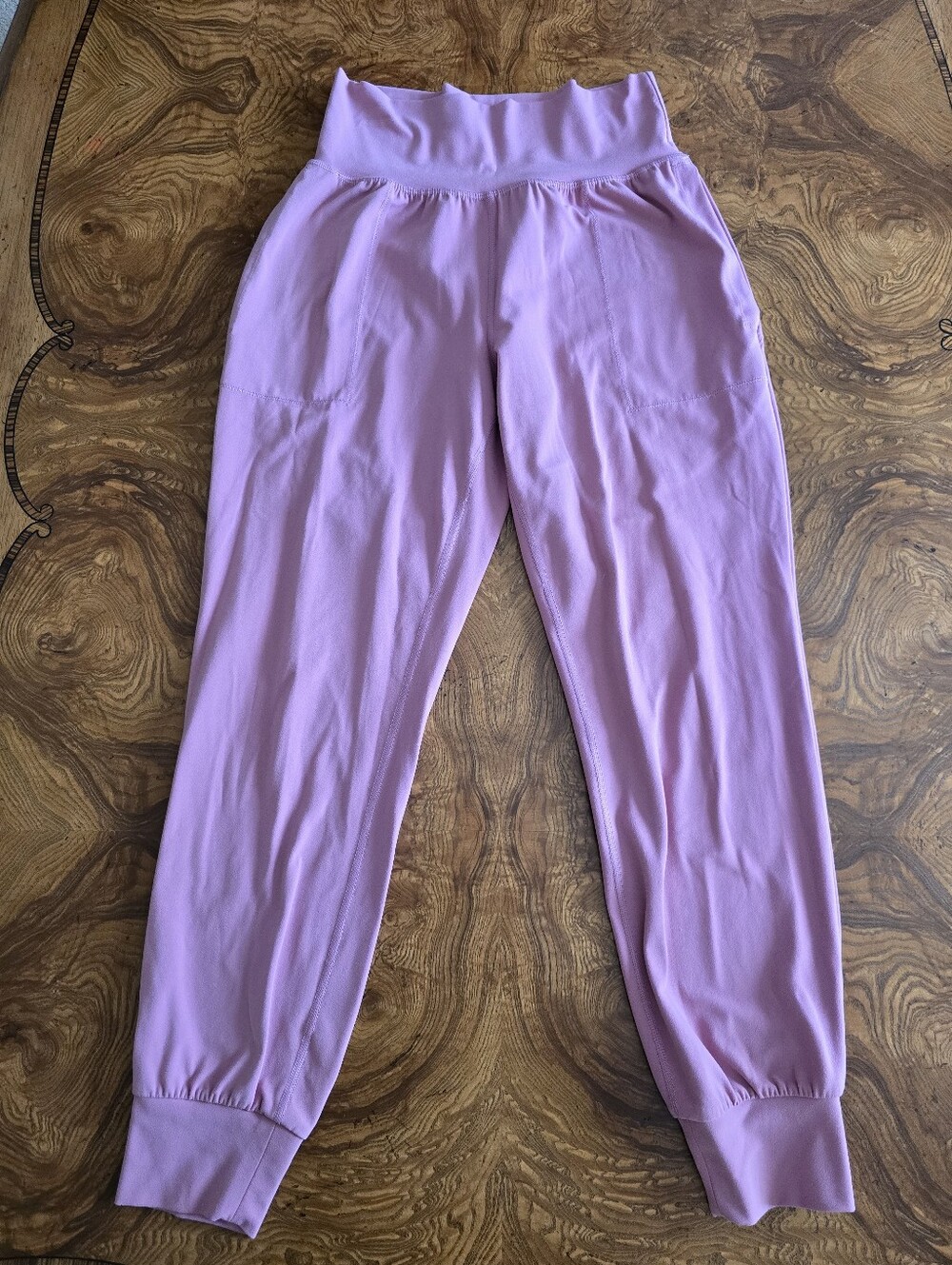 Athleta Salutation Jogger in Powervita Light Pink Womens Size Small See Cond.